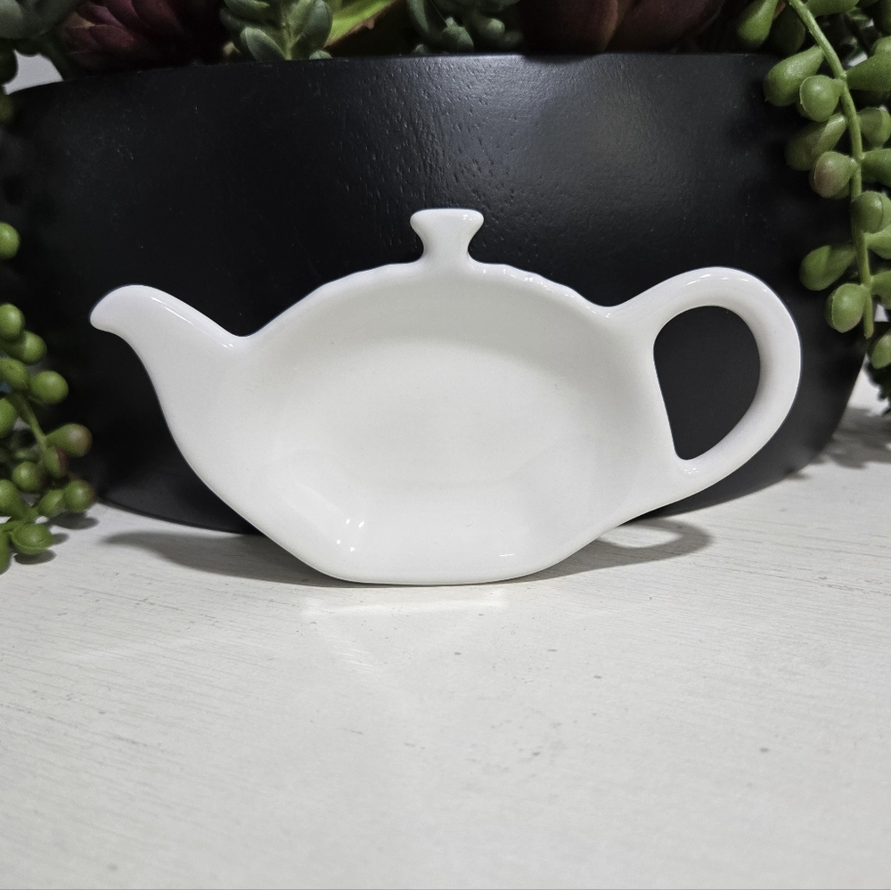 Classic White Tea bag Holder / Spoon Rest Le Creuset New